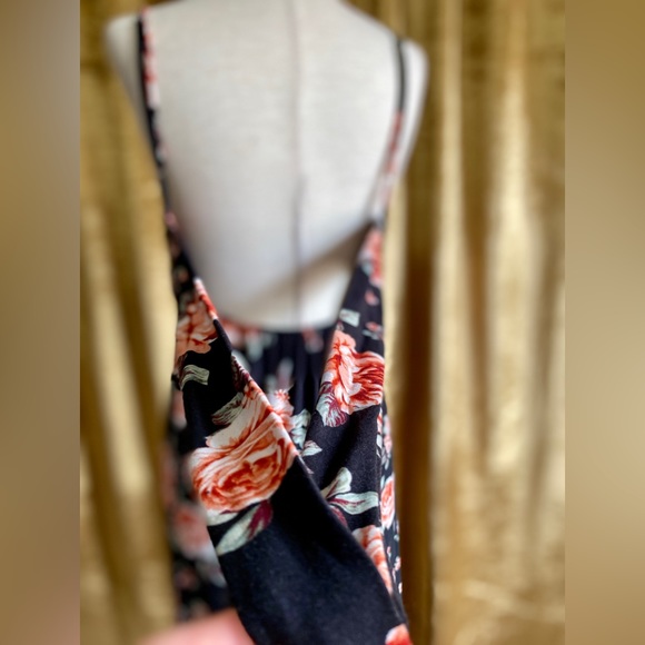 Black Maxi Dress w/ Pink Roses, Soft, Keyhole Back Tie, Ruffle Hem - Picture 11 of 14